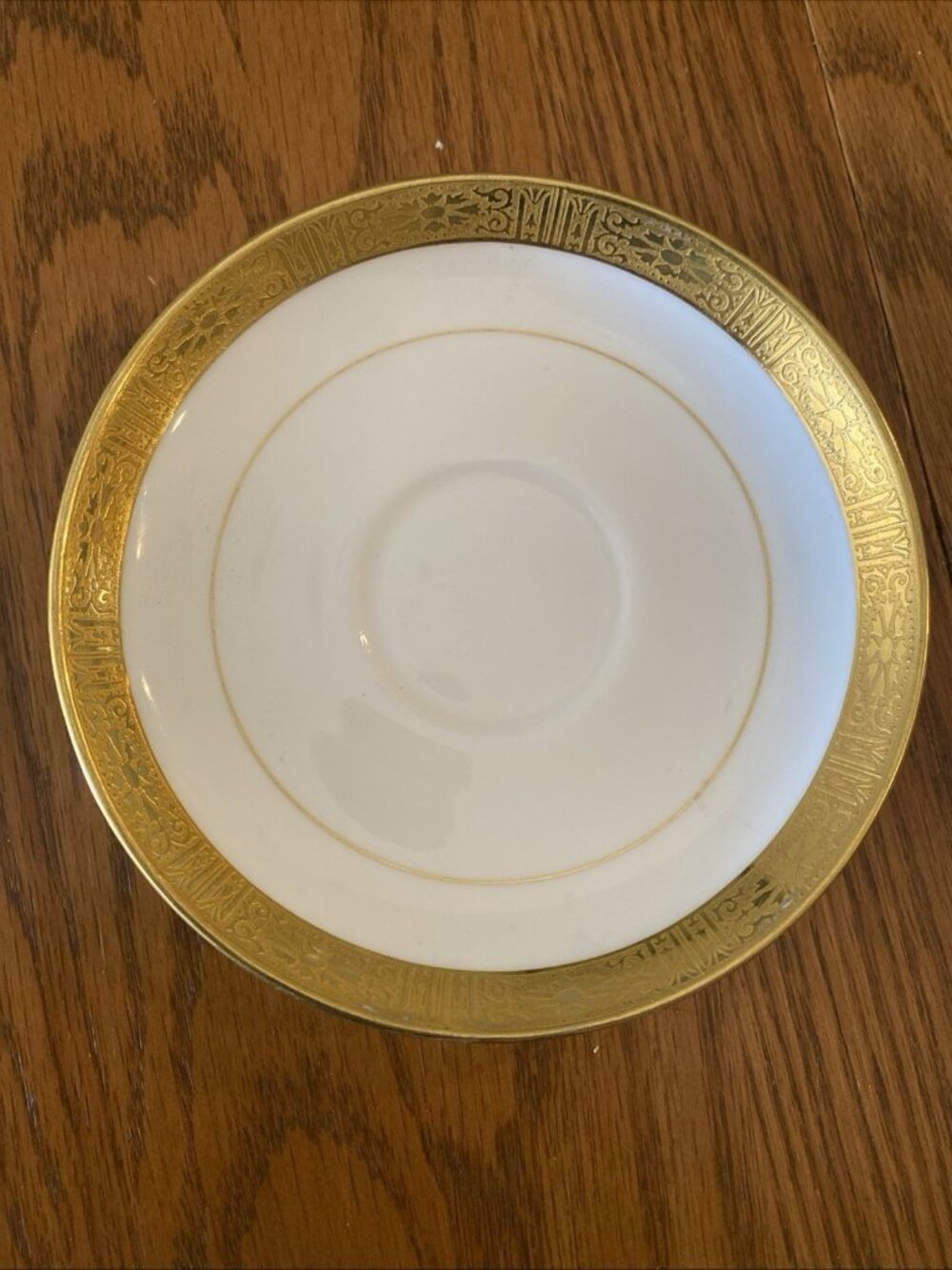 Antique Minton's Gold Encrusted, trimmed China Saucer H1745 ENGLAND